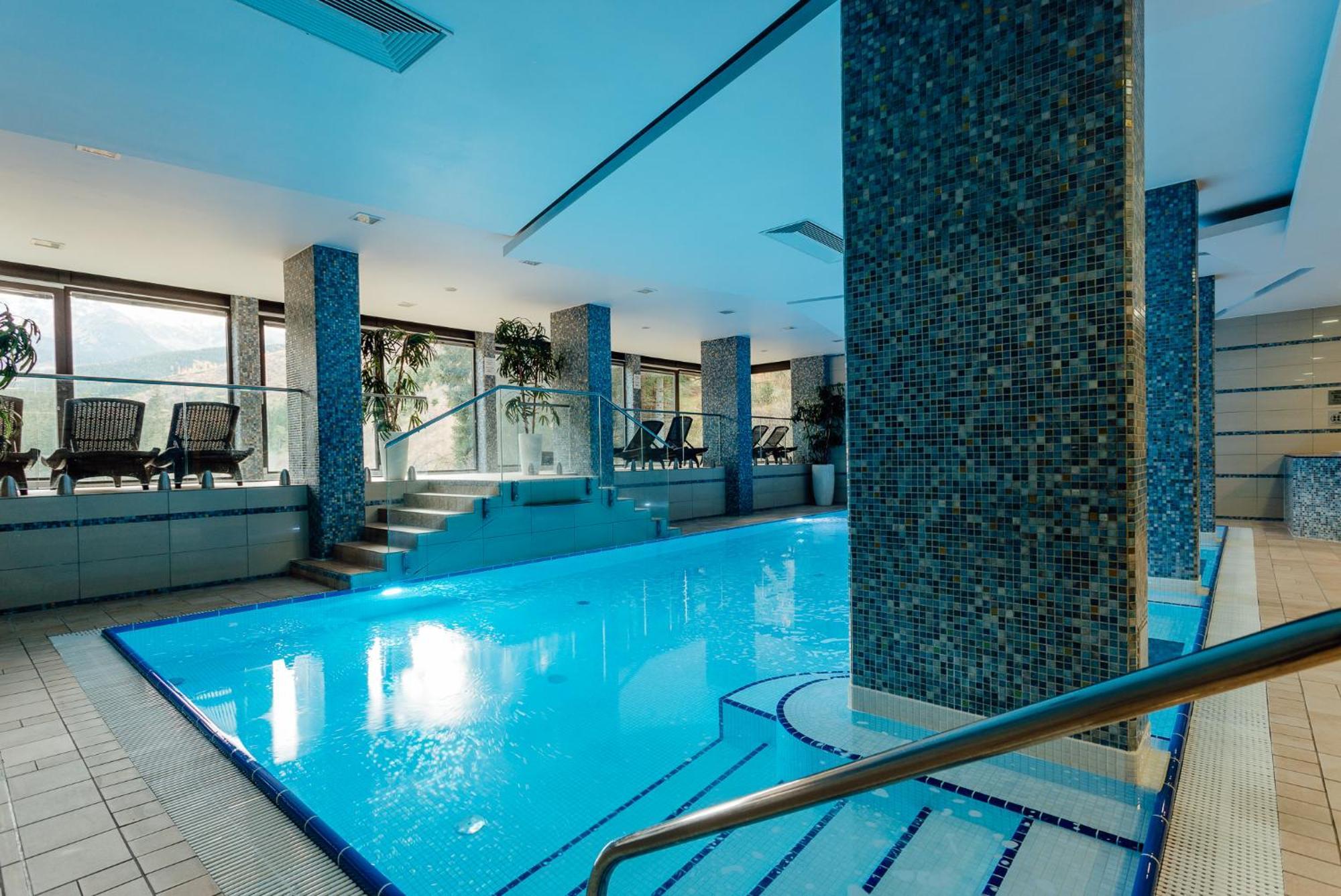 Wellness Hotel Repiska デマノブスカ・ドリーナ エクステリア 写真